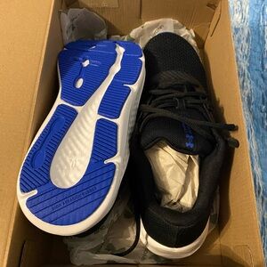 Under Armour UA Charged Pursuit 3 Black with Blue Logo - Men's 9.5